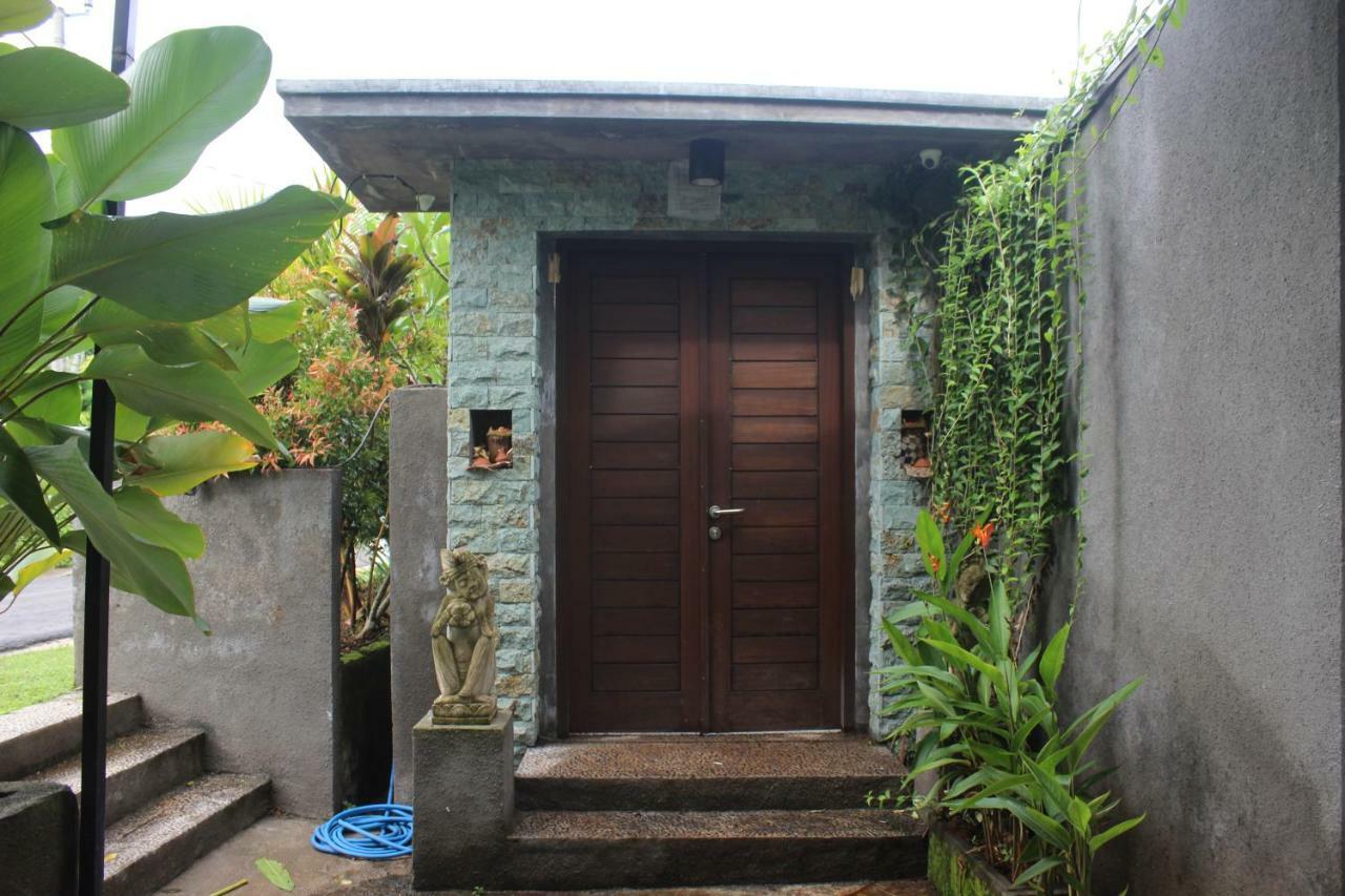Paranyogan Homestay 2 Jimbaran Exteriör bild